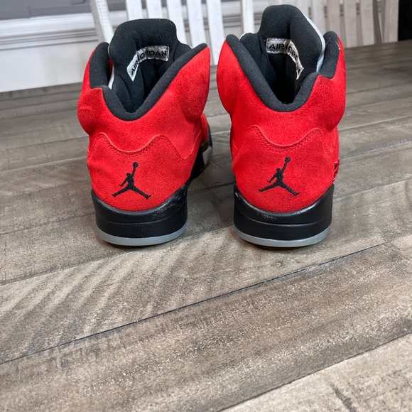 Nike Air Jordan 5 Raging Bull Sneakers Sz 10 - Picture 4 of 5